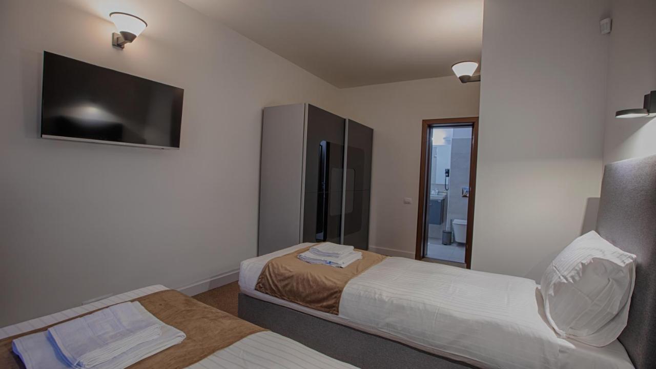 Mer Guest House B&B Брашов Экстерьер фото
