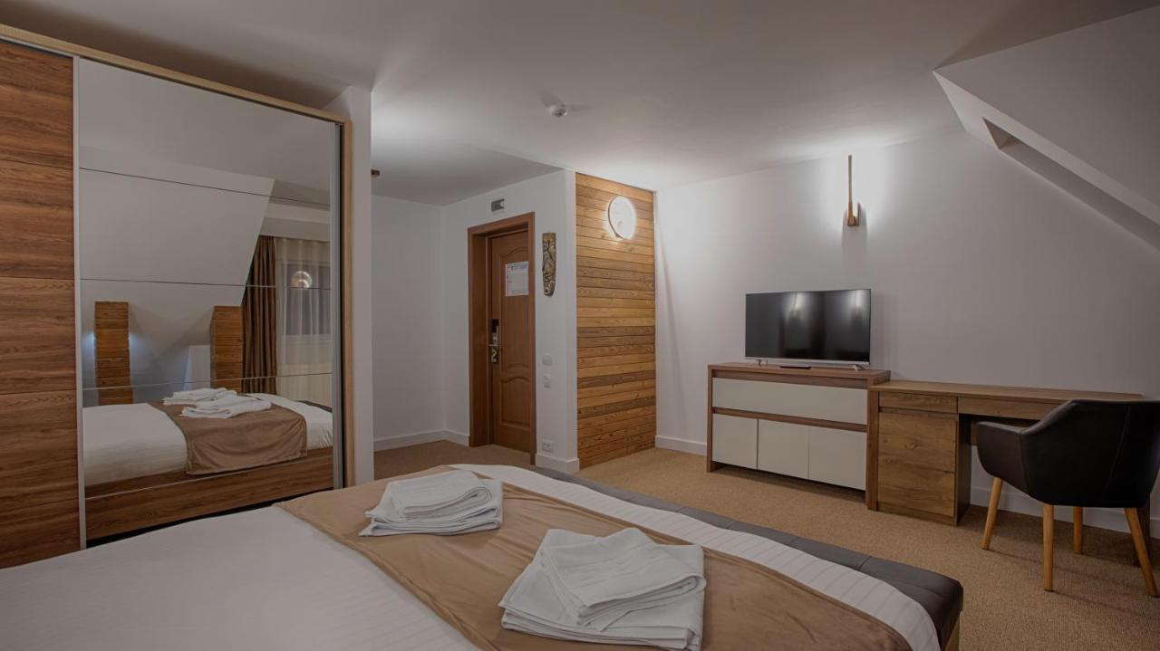Mer Guest House B&B Брашов Экстерьер фото