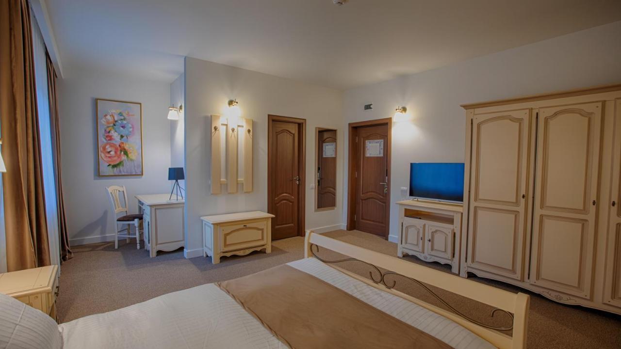 Mer Guest House B&B Брашов Экстерьер фото